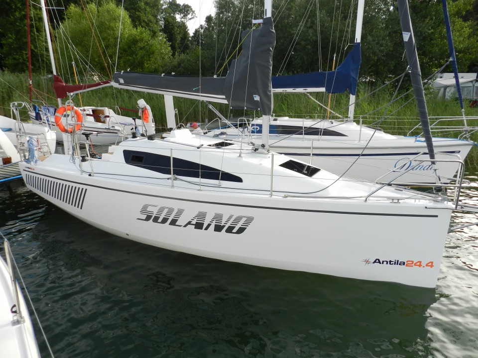 antila yacht